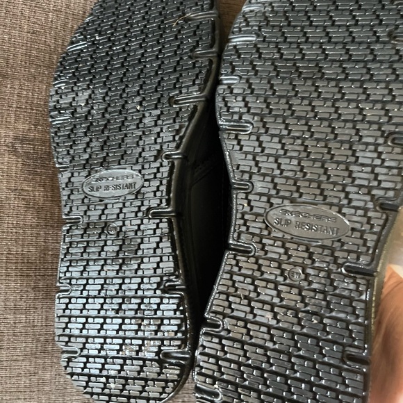 Sketchers non slip women’s work shoes - Picture 6 of 7